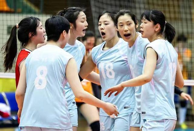 关于冲浪赛场再起风云：辽东青龙队击败海滨火狐队，脚步移动更到位观赏性拉满的信息