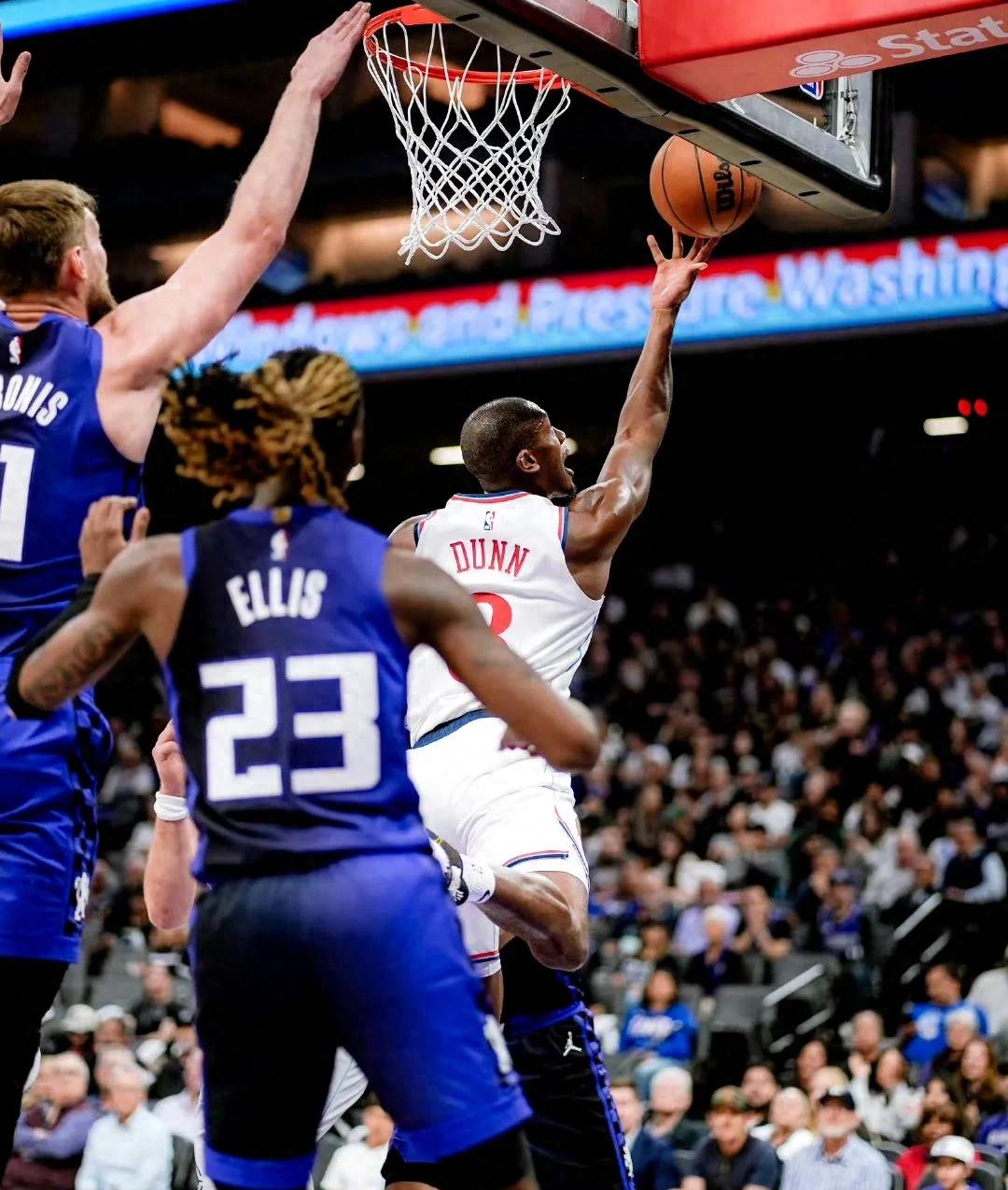 关于NBA常规赛赛程吃紧，新奥尔良鹈鹕关键时刻单刀错失，话题不断，资深球员宣示担当的信息