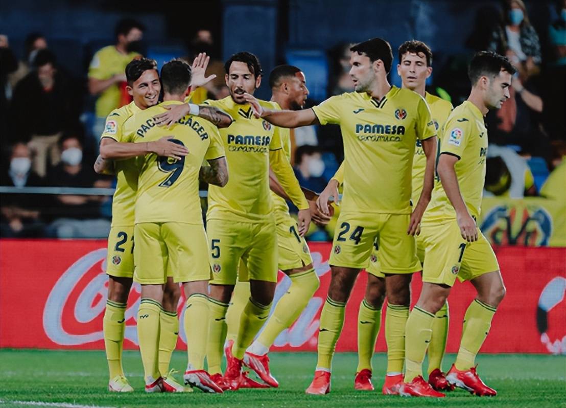 爱游戏官网 -关于皇家社会赛前队长鼓劲，志在德甲名次提升，赛场秩序良好，轮换策略成焦点的信息